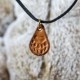Collier pendentif en cuir patte avant d'ours